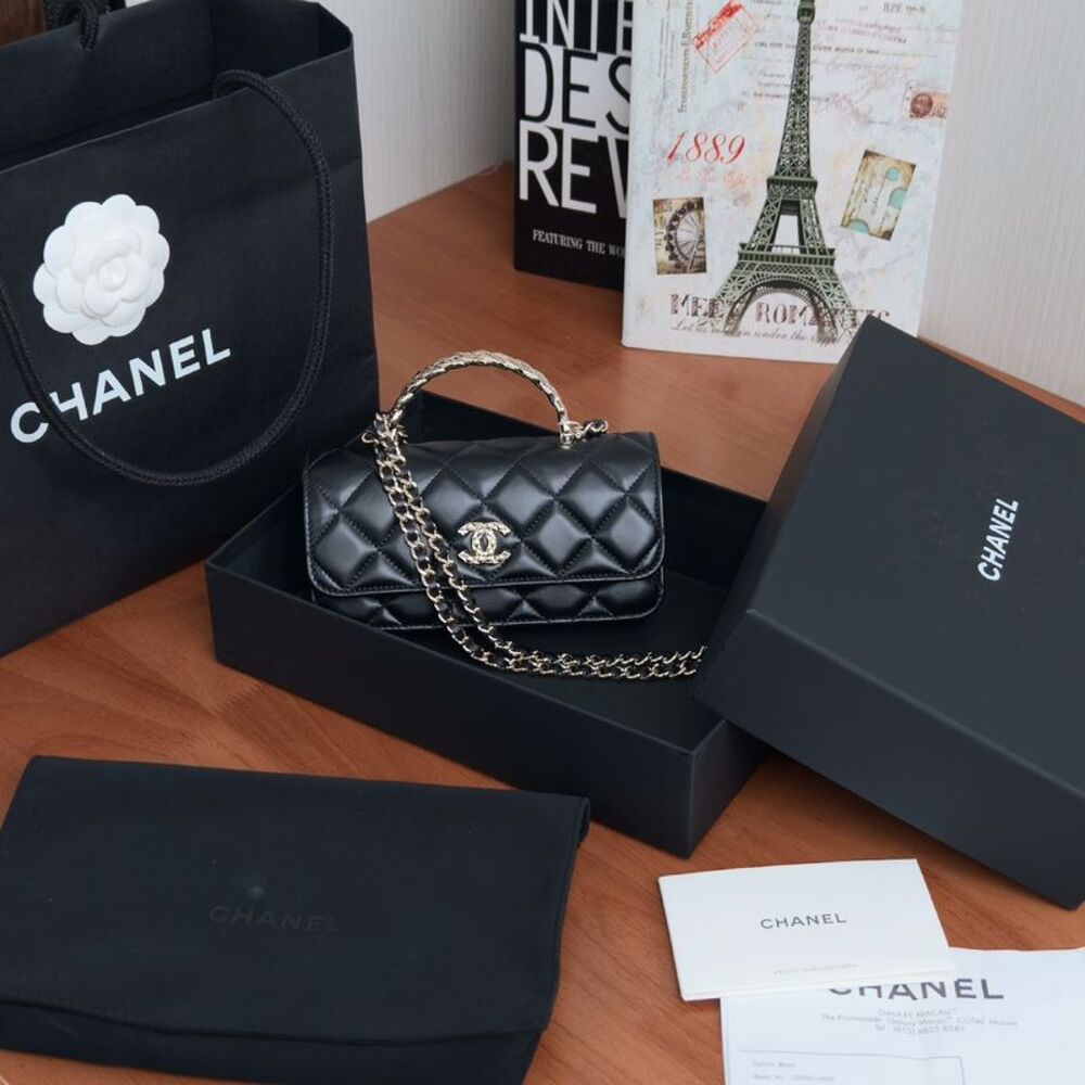 Chanel Women Pre-Loved Bag Very Good Condition